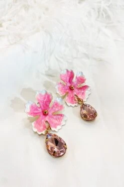 Nora Pink Flower Studs With Gem Detail -A L’Amour The Label 114 b1ff1f37 a227 4721 bb20 0c5010b59a07