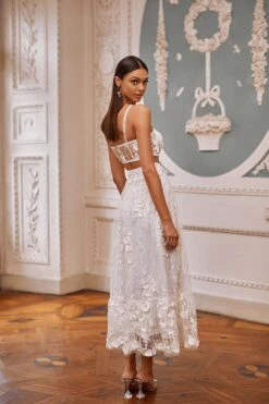 Aella - White -A L’Amour The Label 15 16897a45 fae7 4bf4 b61f 47c36bb0e1df