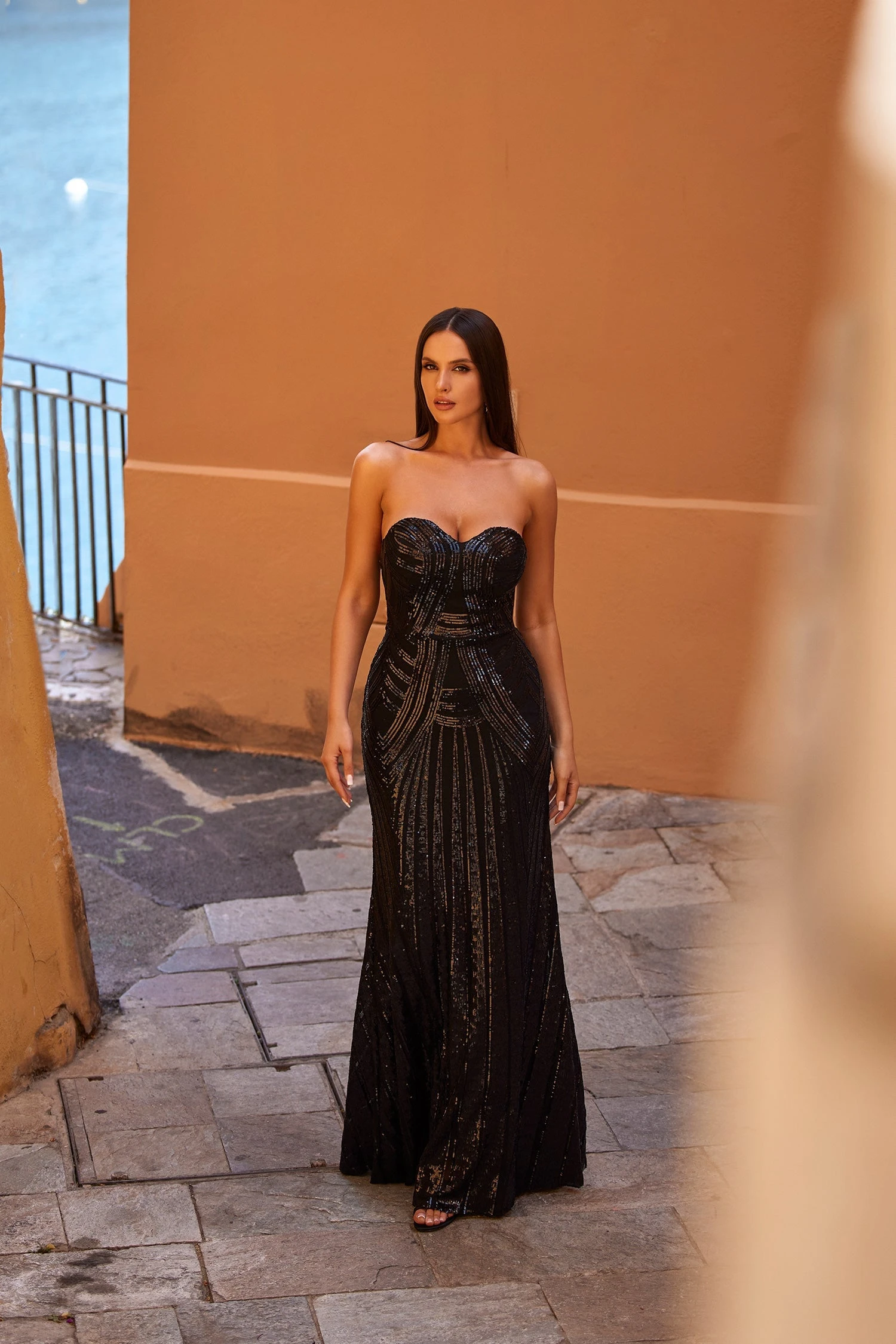 Saemira - Black 7 Saemira - Black - Image 5