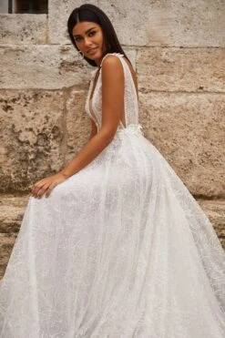 Elmas Gown 9 Elmas Gown -A L’Amour The Label 26 22465864 6d61 4767 ae6d 586d89cca9b2