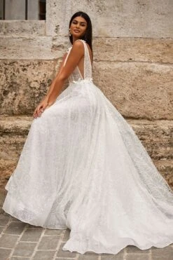 Elmas Gown 10 Elmas Gown -A L’Amour The Label 27 a1bb71b2 9ba0 4708 8acf af1725e16a0c