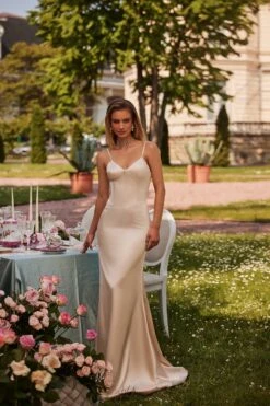 Grace - Champagne 10 Grace - Champagne -A L’Amour The Label 2 6f2ef8f8 1e9c 46a0 a4dc 44a4436aafc2