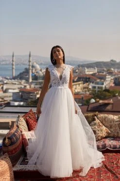 Sefa Gown -A L’Amour The Label 33 4d2c2ee2 57e1 49ba 89a8 f78c4a586556