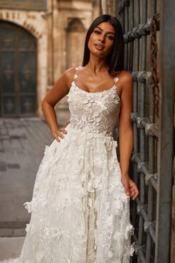 Esen Gown -A L’Amour The Label 48 3369f457 0921 4051 91fd 1a3cd1e9f74c