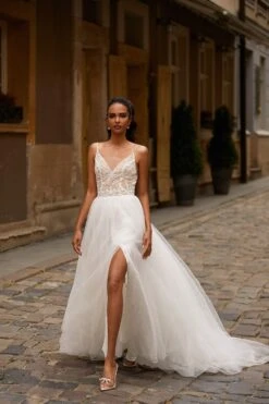 Amberlie Gown 12 Amberlie Gown -A L’Amour The Label 53 35412bae 9fc6 45ee 90b1 c827288fe307