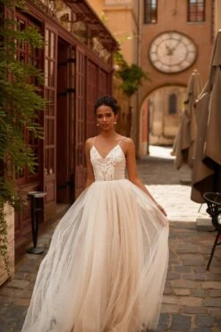 Carys Gown -A L’Amour The Label 64 e1e37965 2585 4bf7 ac50 456811ef2937