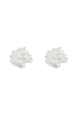 Faith White Flower Studs 11 Faith White Flower Studs -A L’Amour The Label earrings134 c948fafa 66f4 4b76 81ff 4890db1ab45e