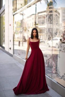 Makena Shimmering Gown - Burgundy